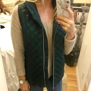 Banana Republic quilted vest